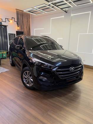HYUNDAI TUCSON 1.6 16V T-GDI GASOLINA GLS ECOSHIFT HYUNDAI TUCSON 1.6 16V T-GDI GASOLINA GLS ECOSHIFT